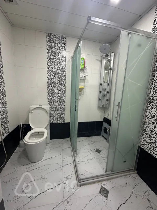 Kirayə verilir 2 otaqlı yeni tikili 78 m²