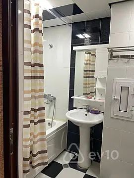 Kirayə verilir 2 otaqlı yeni tikili 45 m²