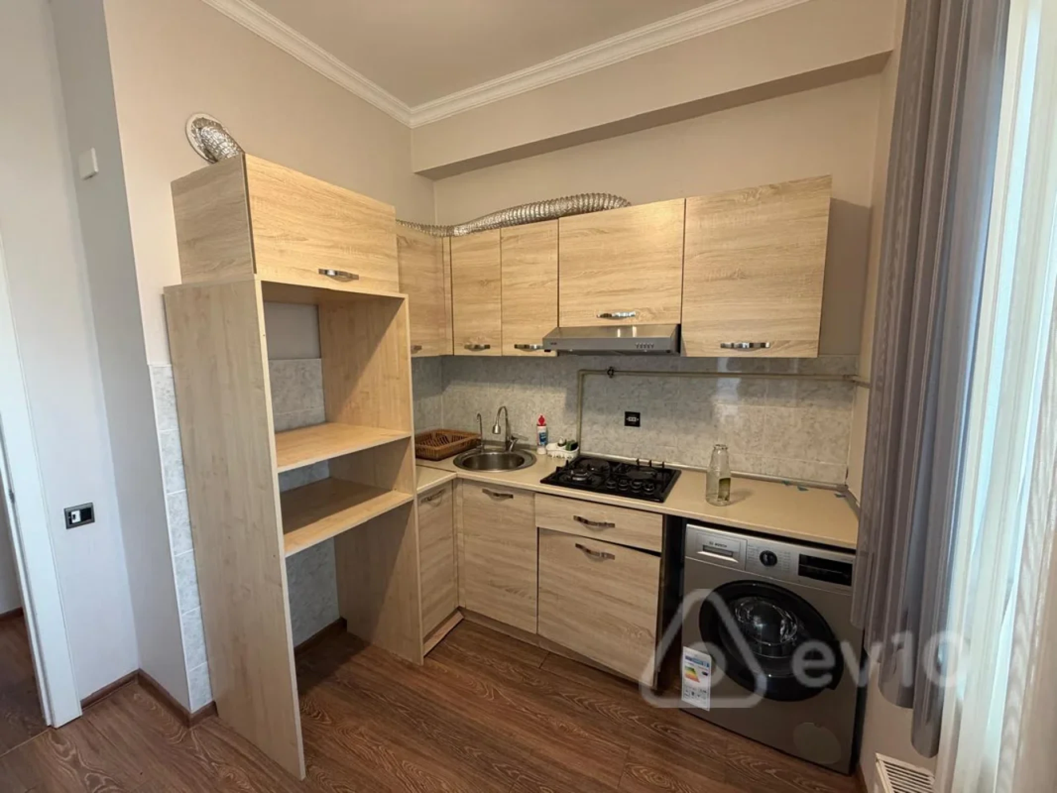 Kirayə verilir 2 otaqlı yeni tikili 70 m²