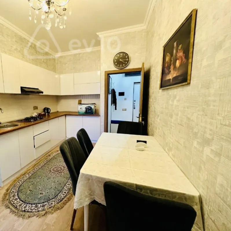 Kirayə verilir 2 otaqlı yeni tikili 55 m²