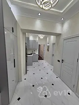 Kirayə verilir 2 otaqlı yeni tikili 60 m²