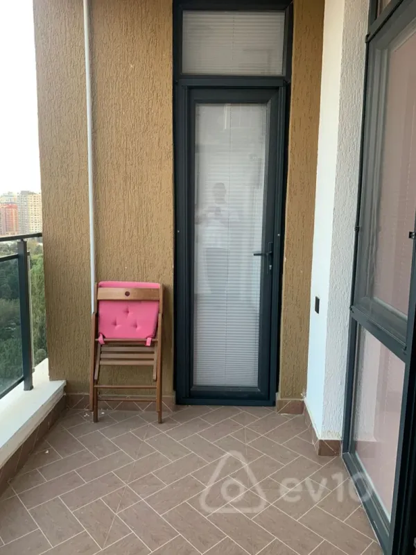 Kirayə verilir 2 otaqlı yeni tikili 80 m²