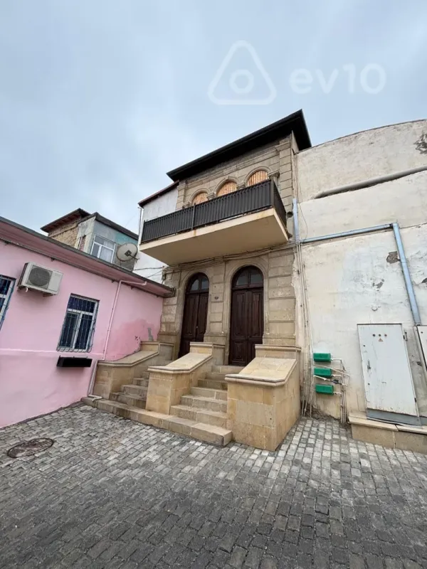 Satılır 2 otaqlı həyət evi 50 m²