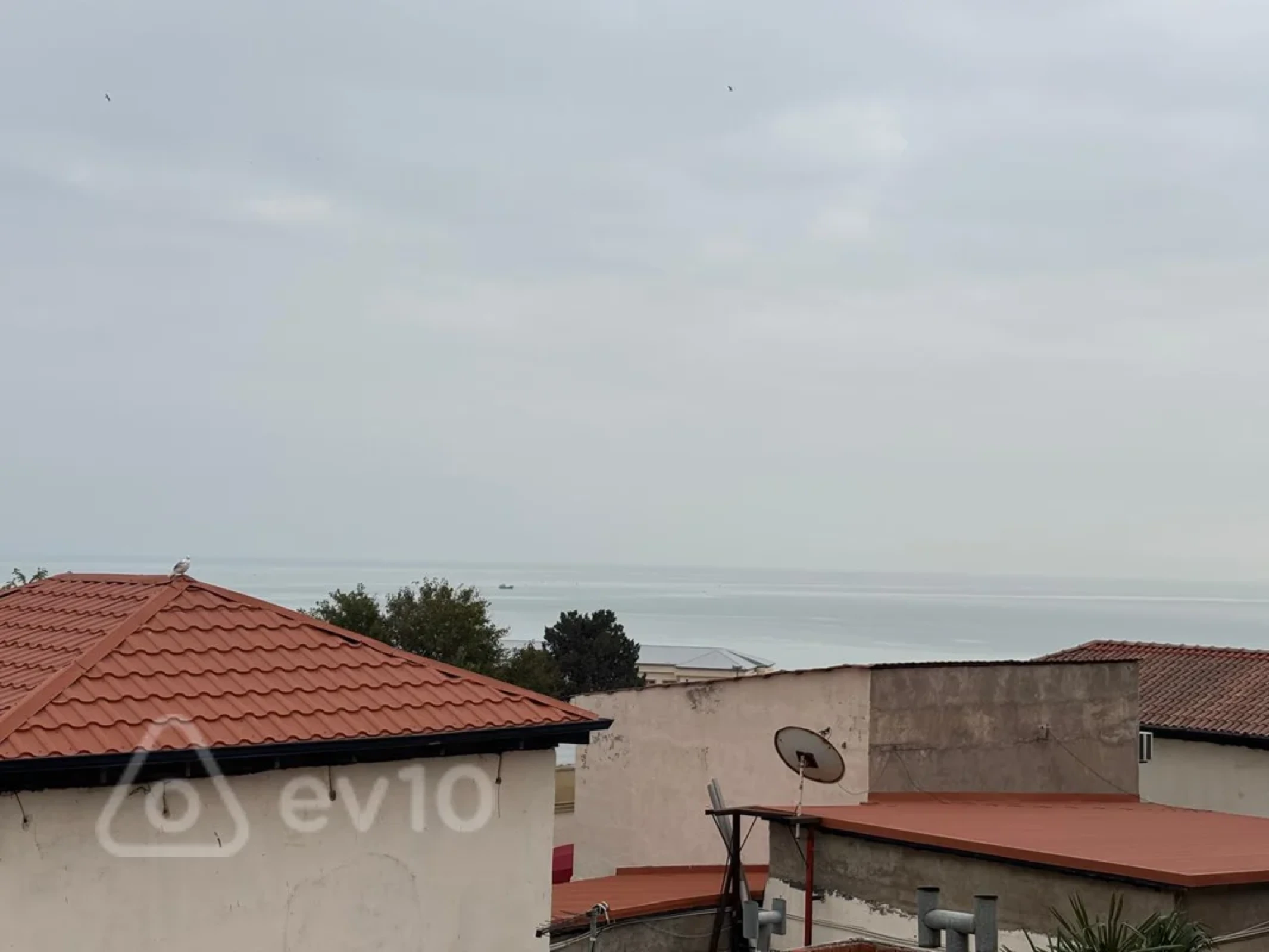 Satılır 2 otaqlı həyət evi 50 m²