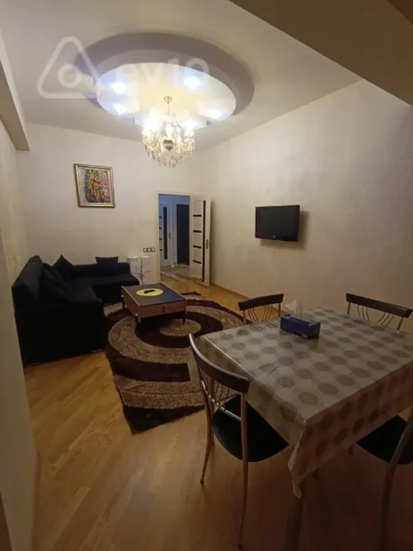Kirayə verilir 2 otaqlı yeni tikili 73 m²