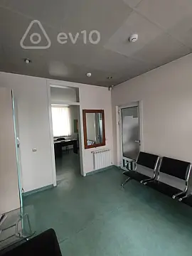 Satılır mənzil 100 m²