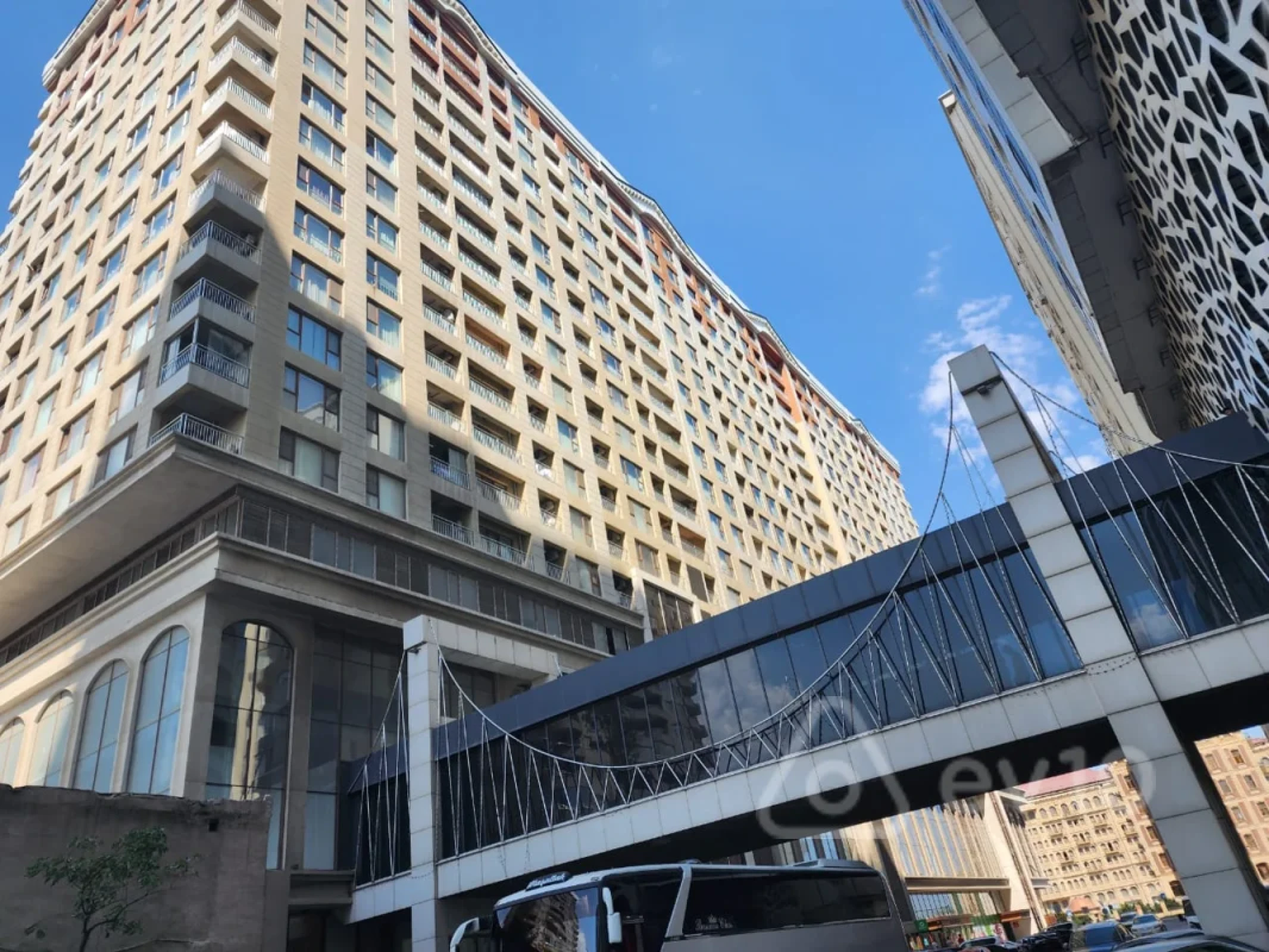 Kirayə verilir 2 otaqlı yeni tikili 69 m²