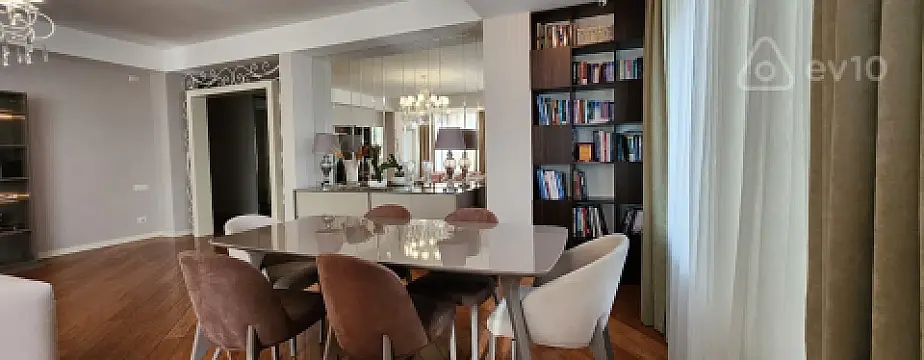 Kirayə verilir 3 otaqlı yeni tikili 155 m²