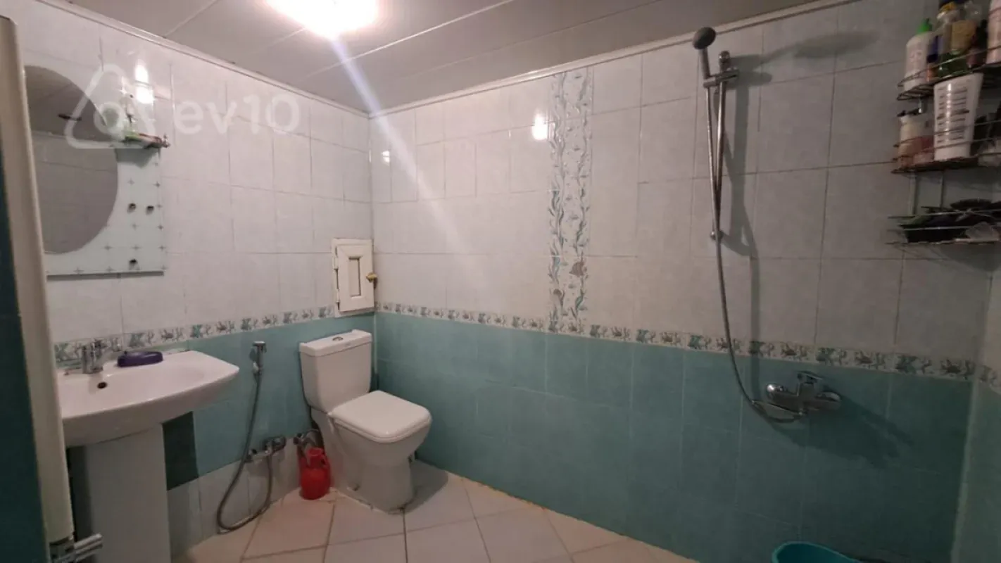 Satılır 3 otaqlı yeni tikili 80 m²