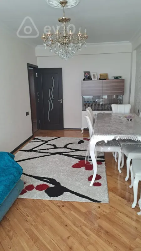 Satılır 3 otaqlı yeni tikili 80 m²