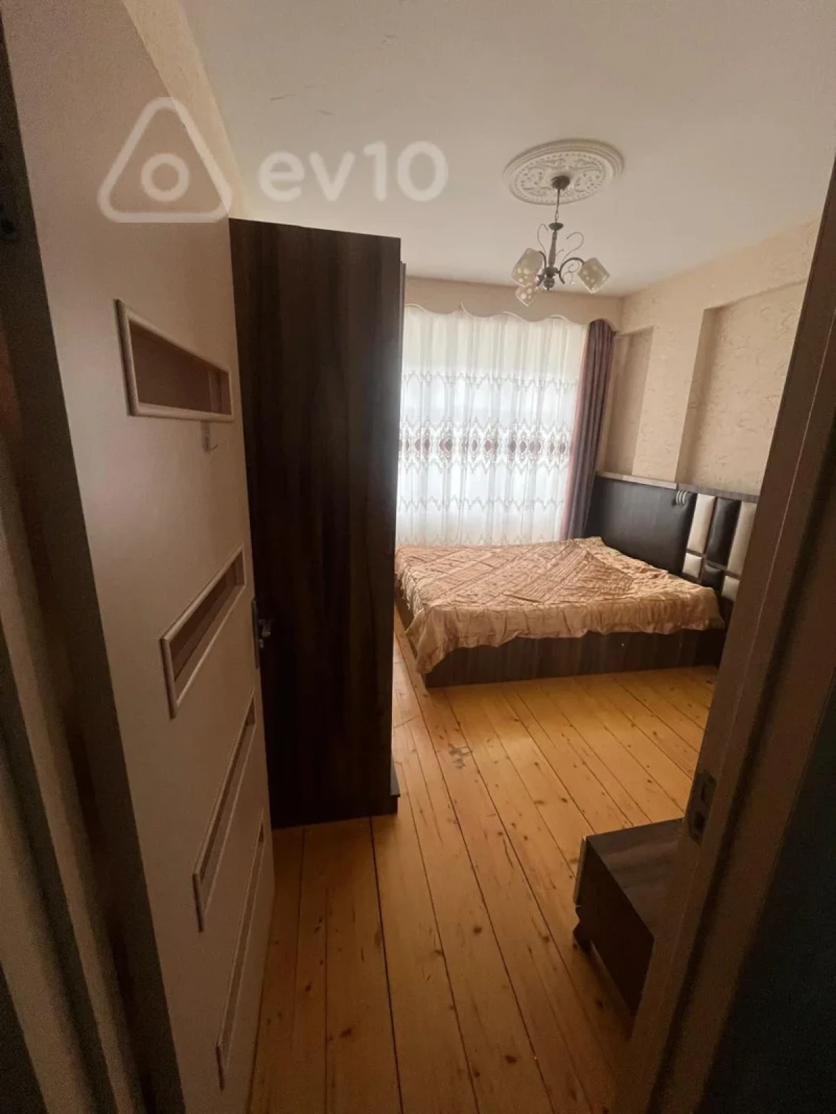 Kirayə verilir 2 otaqlı yeni tikili 50 m²