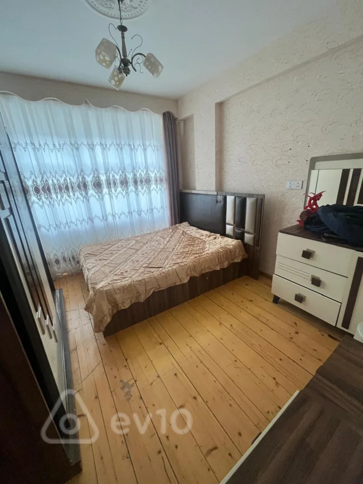 Kirayə verilir 2 otaqlı yeni tikili 50 m²