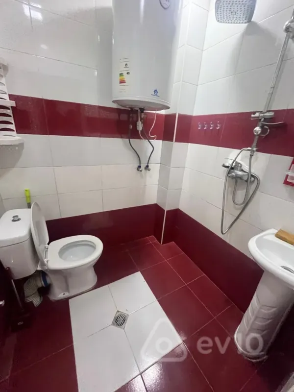 Kirayə verilir 2 otaqlı yeni tikili 50 m²