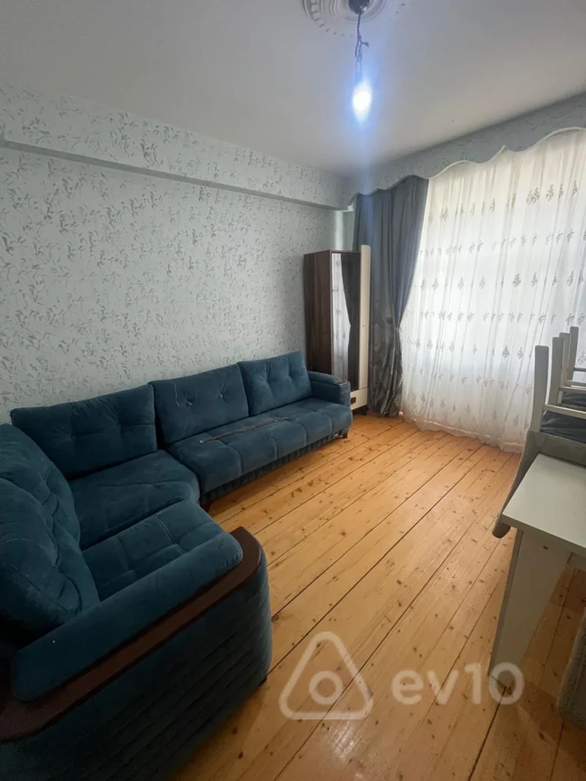 Kirayə verilir 2 otaqlı yeni tikili 50 m²