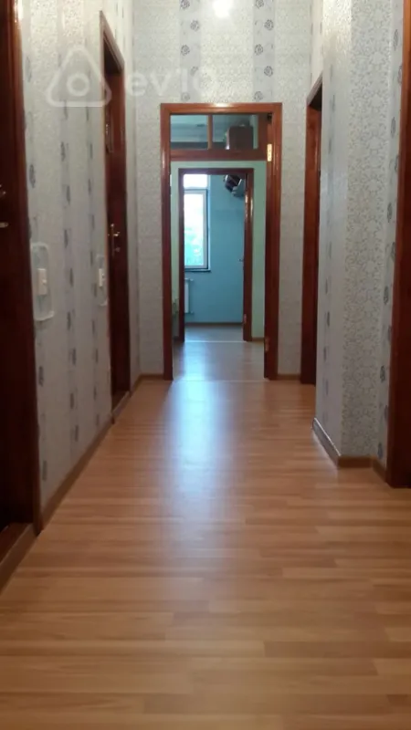 Satılır 4 otaqlı yeni tikili 102 m²