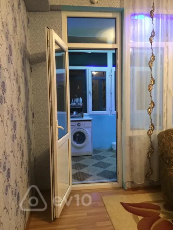 Satılır 4 otaqlı yeni tikili 102 m²