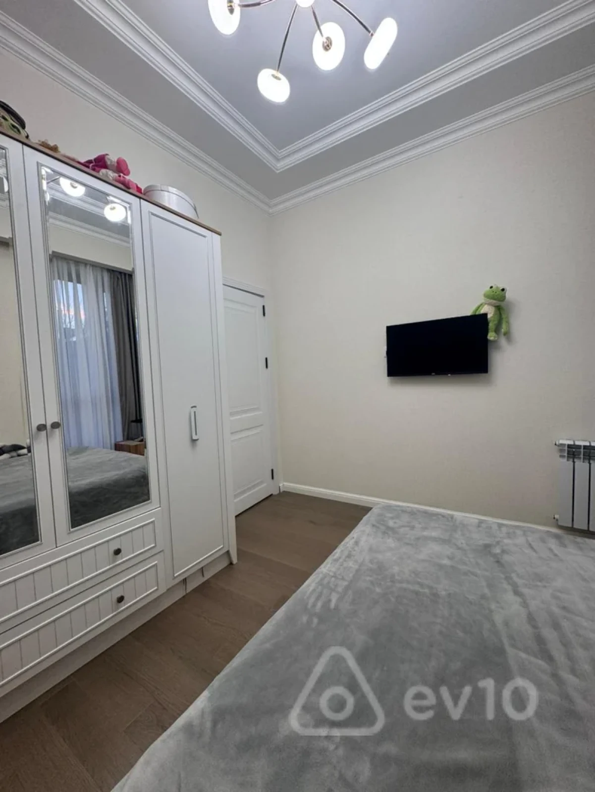 Kirayə verilir 2 otaqlı yeni tikili 60 m²