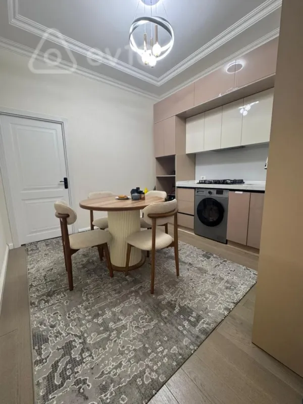 Kirayə verilir 2 otaqlı yeni tikili 60 m²
