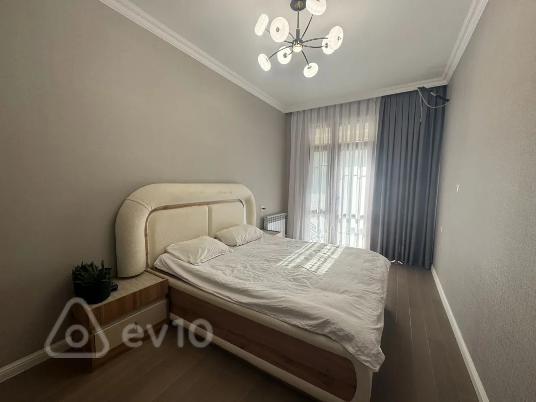 Kirayə verilir 2 otaqlı yeni tikili 60 m²