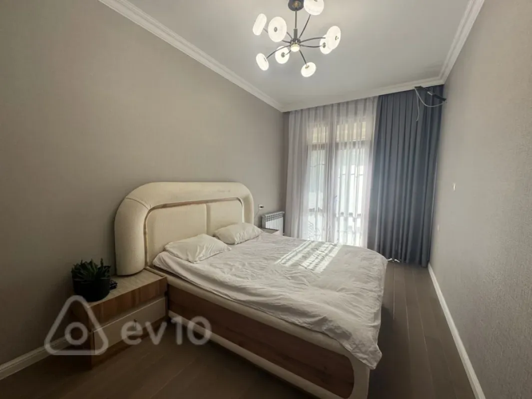 Kirayə verilir 2 otaqlı yeni tikili 60 m²