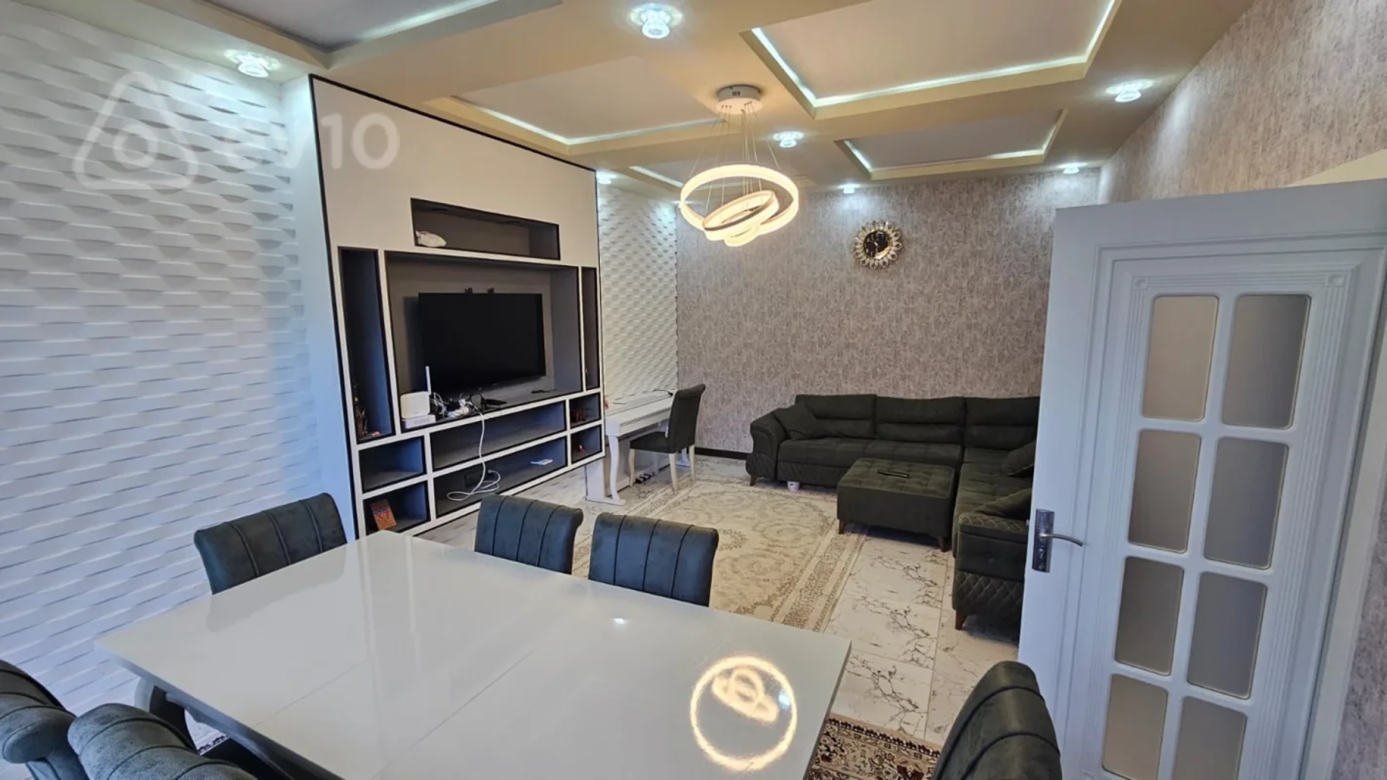 Satılır 5 otaqlı həyət evi 180 m²