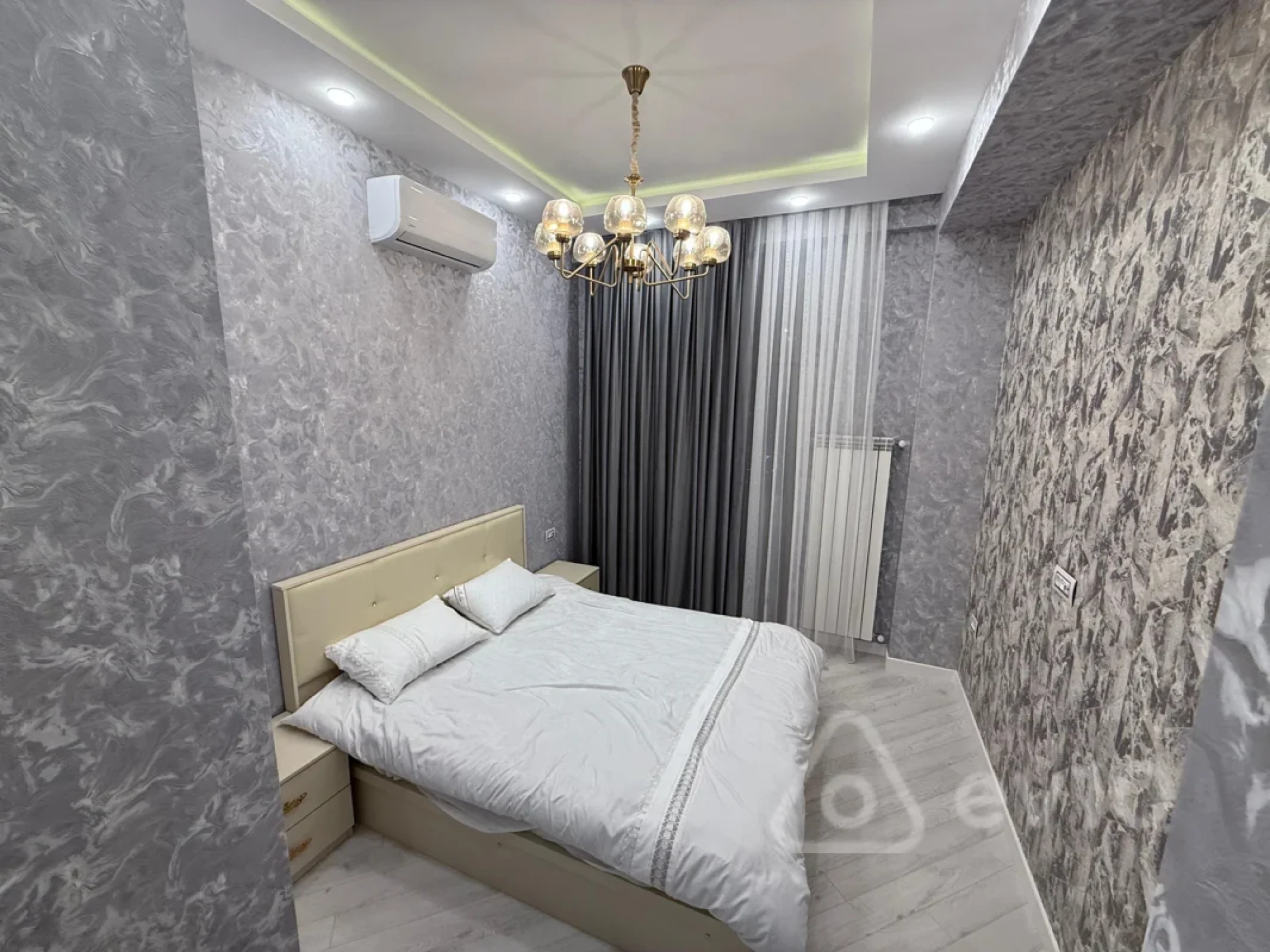 Kirayə verilir 2 otaqlı yeni tikili 100 m²