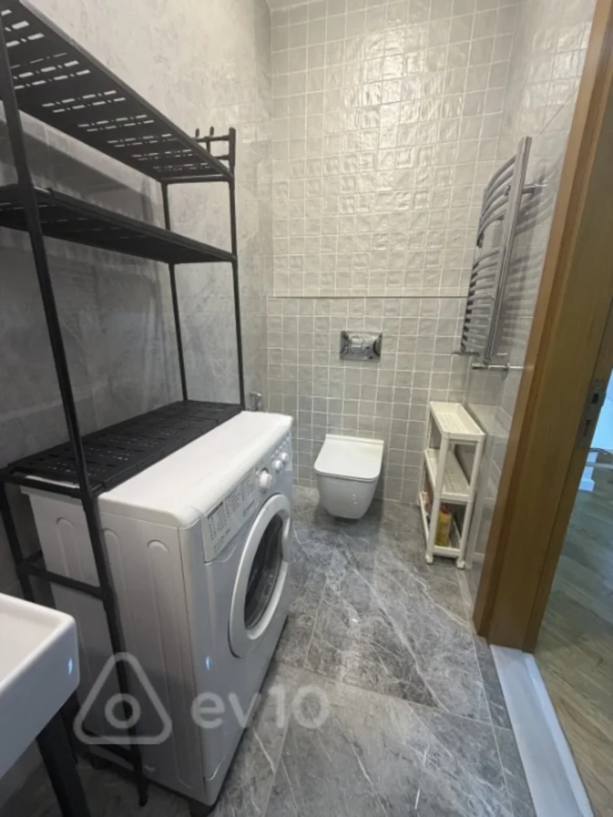 Kirayə verilir 3 otaqlı yeni tikili 60 m²