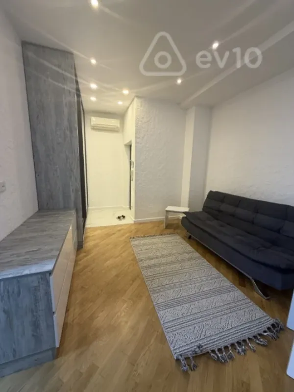 Kirayə verilir 3 otaqlı yeni tikili 60 m²