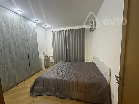 Kirayə verilir 3 otaqlı yeni tikili 60 m²