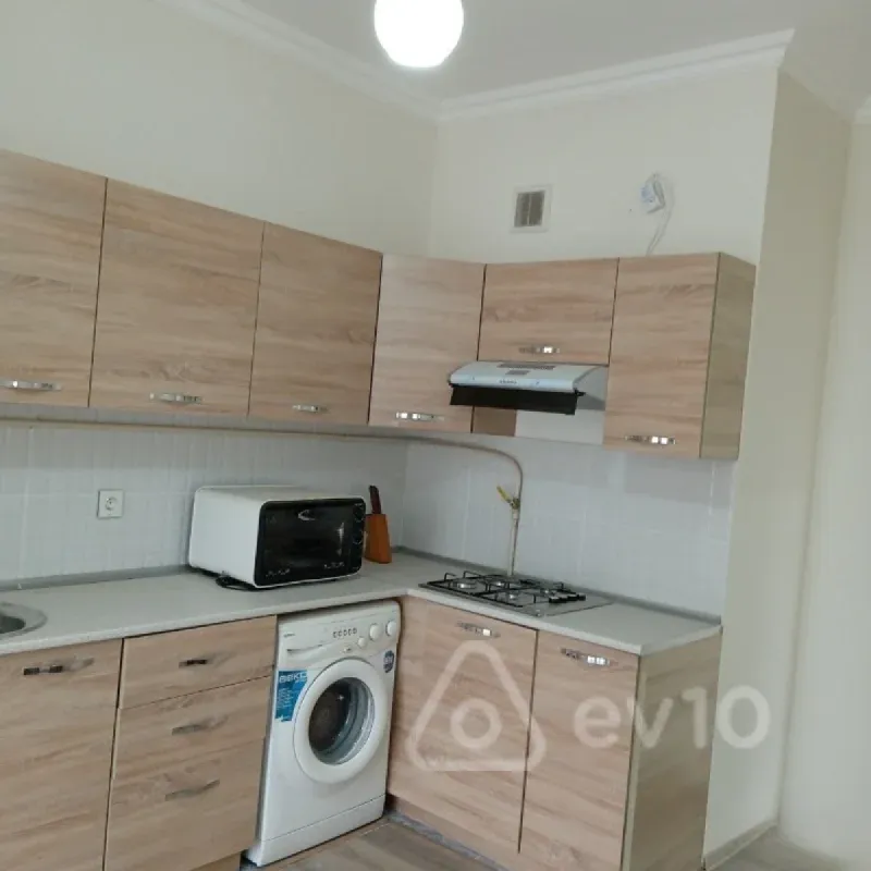 Satılır 3 otaqlı yeni tikili 85 m²