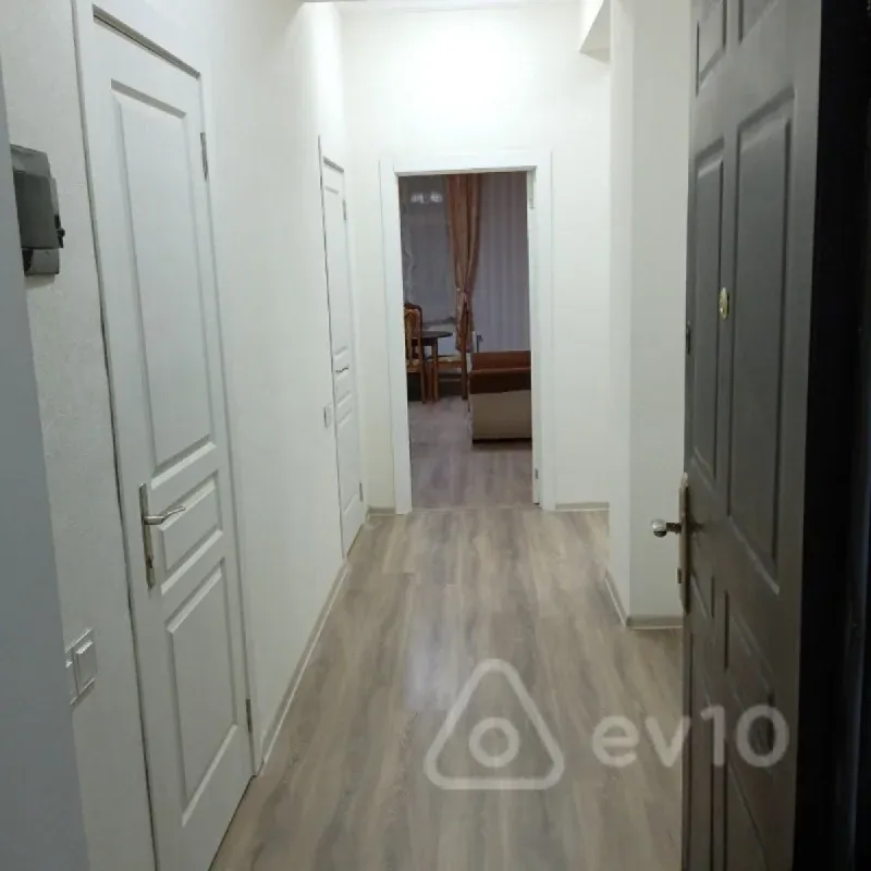 Satılır 3 otaqlı yeni tikili 85 m²