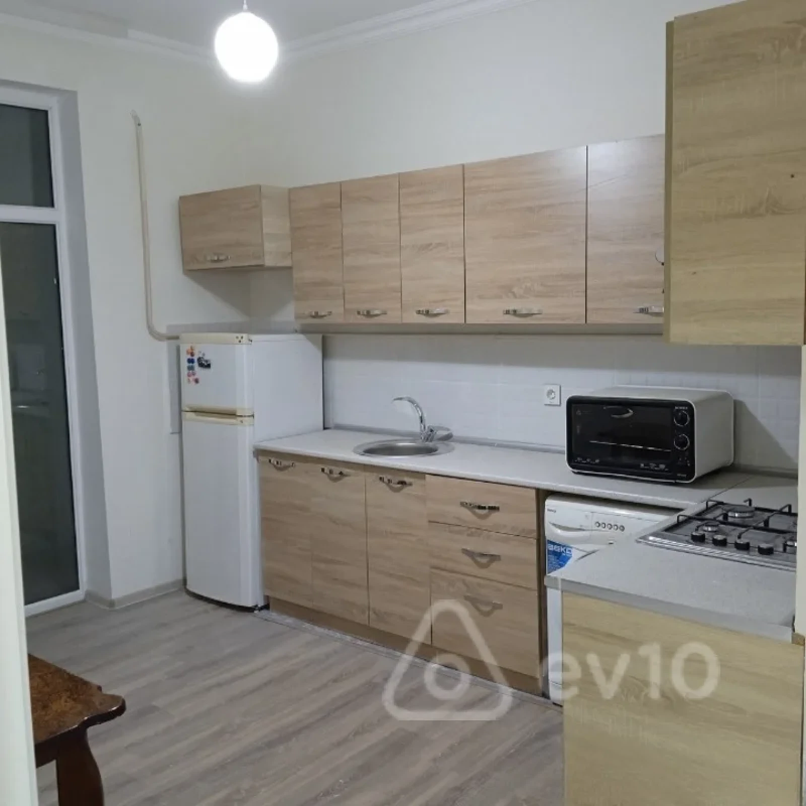 Satılır 3 otaqlı yeni tikili 85 m²