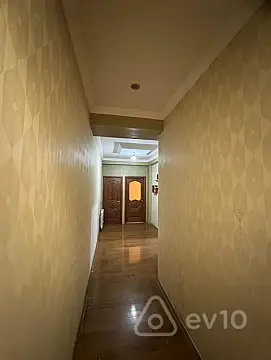 Satılır 3 otaqlı yeni tikili 80 m²
