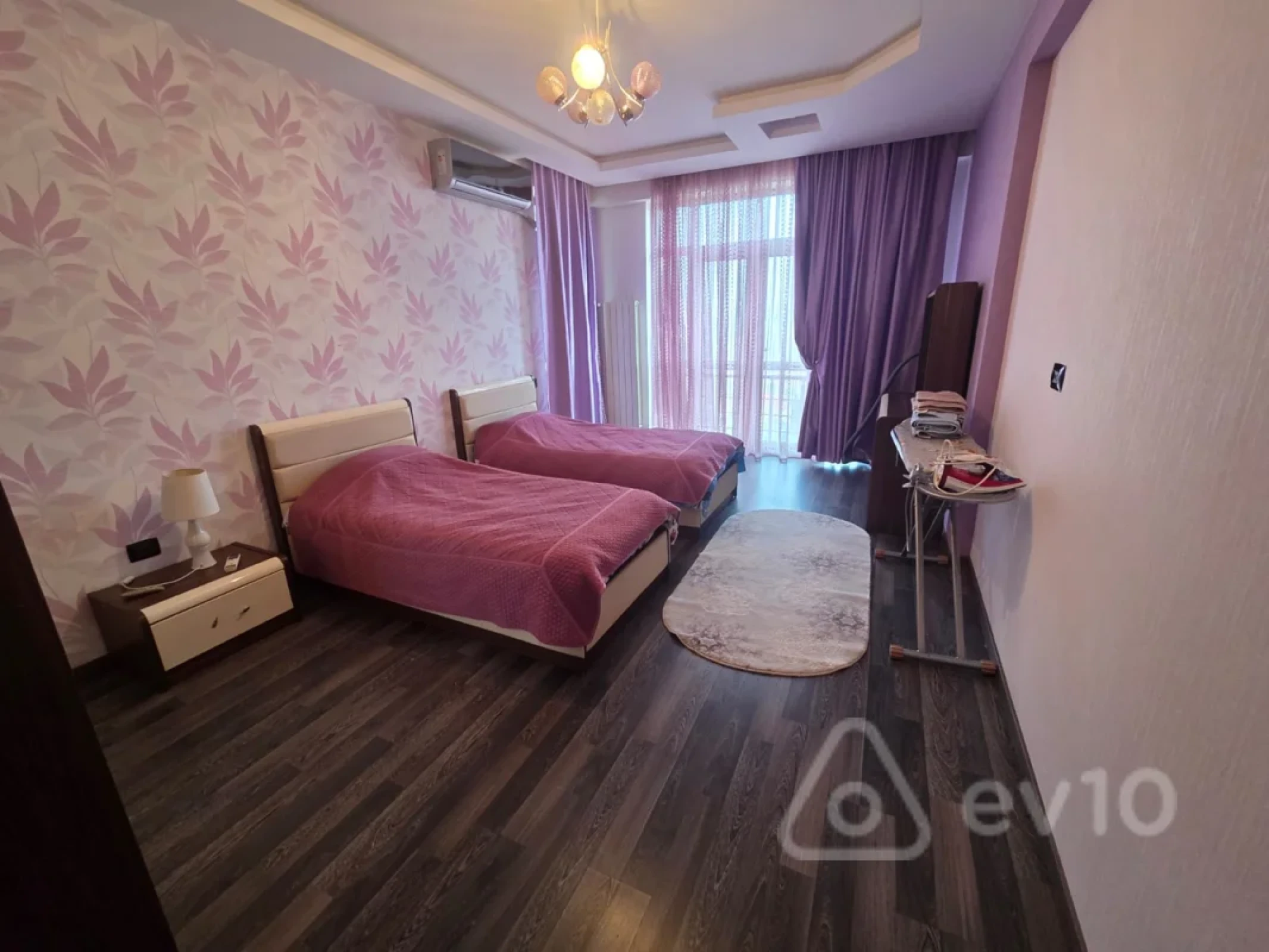Kirayə verilir 3 otaqlı yeni tikili 165 m²