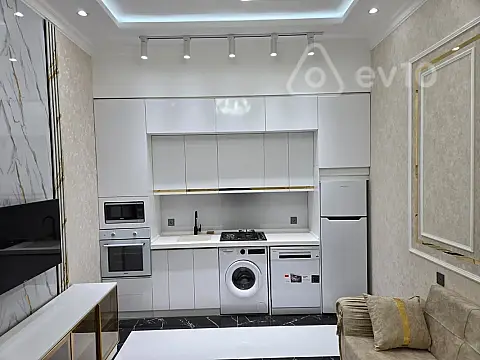 Satılır 2 otaqlı yeni tikili 70 m²