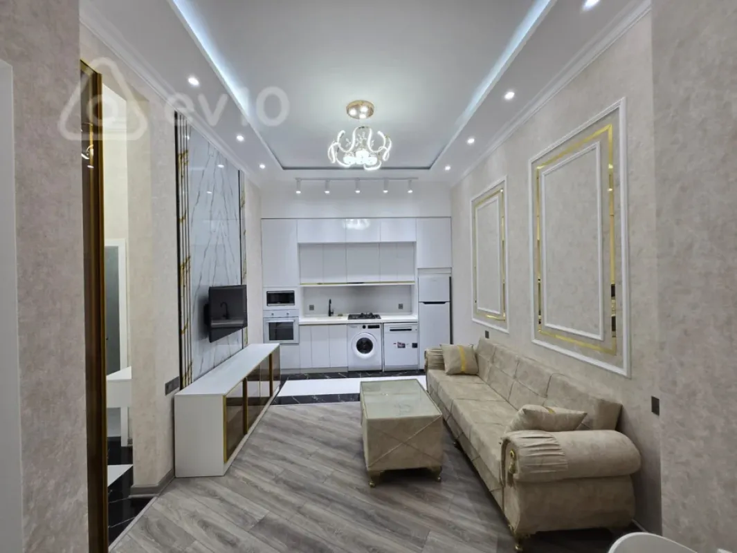 Satılır 2 otaqlı yeni tikili 70 m²
