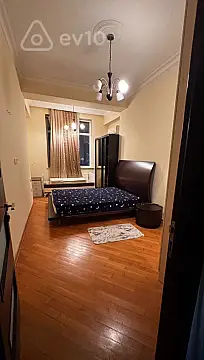 Kirayə verilir 3 otaqlı yeni tikili 104 m²