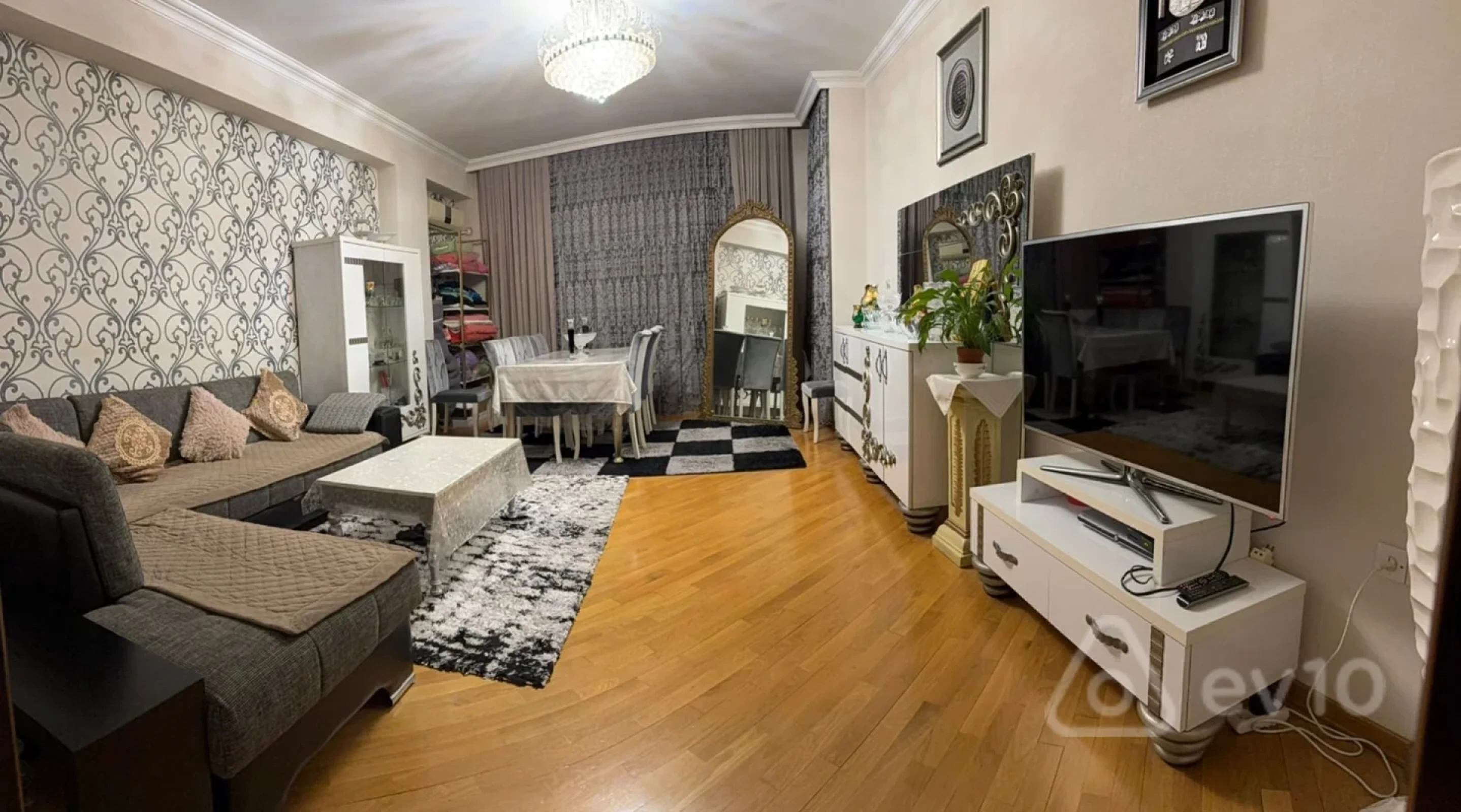 Satılır 3 otaqlı yeni tikili 120 m²