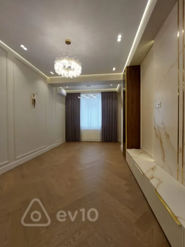 Satılır 3 otaqlı yeni tikili 85 m²