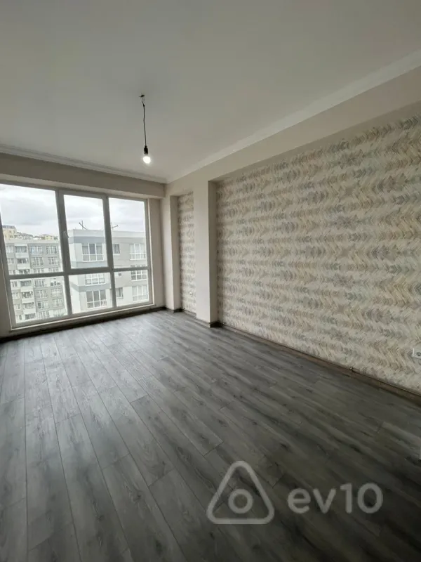 Kirayə verilir 2 otaqlı yeni tikili 57 m²