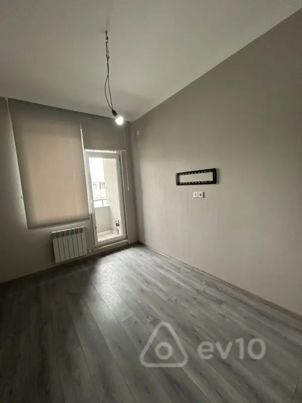 Kirayə verilir 2 otaqlı yeni tikili 57 m²