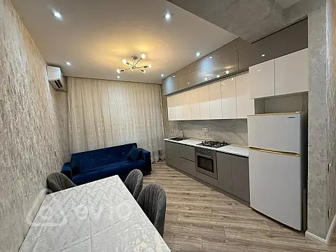 Kirayə verilir 2 otaqlı yeni tikili 50 m²