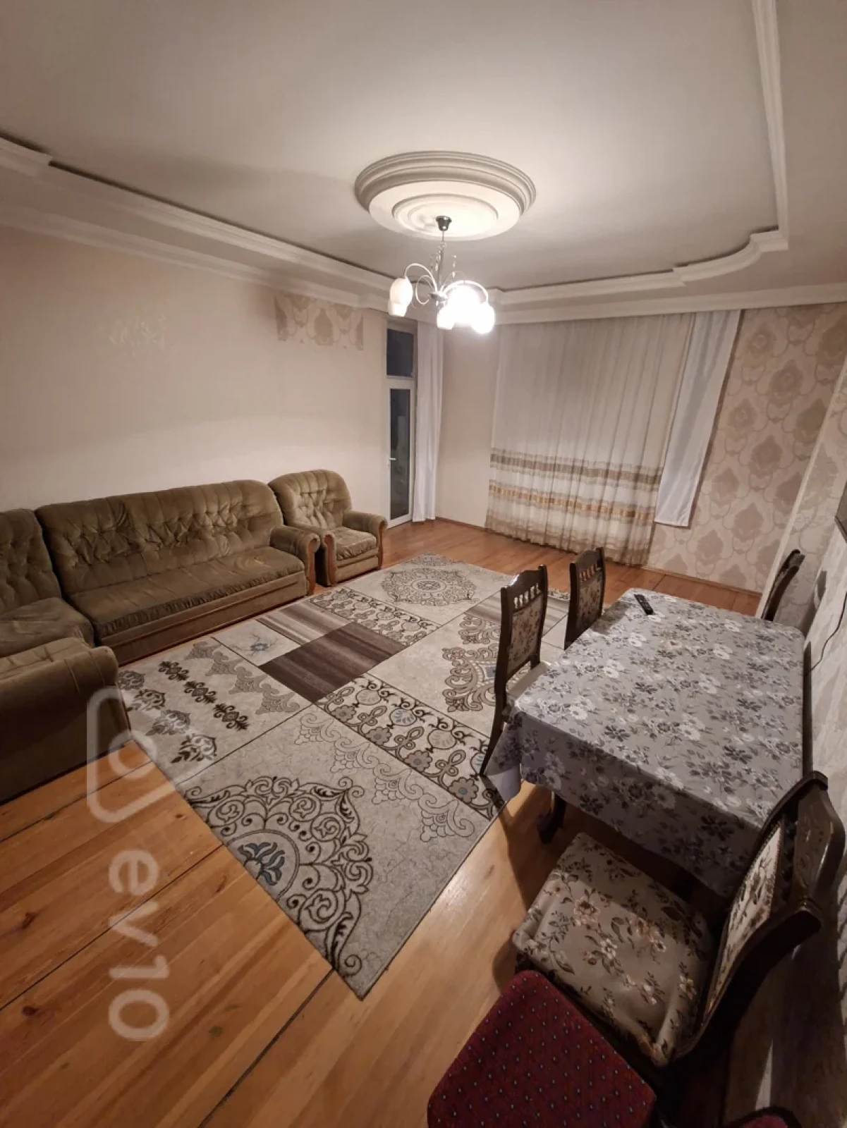 Satılır 3 otaqlı yeni tikili 80 m²