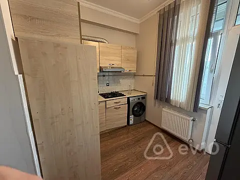 Kirayə verilir 2 otaqlı yeni tikili 58 m²
