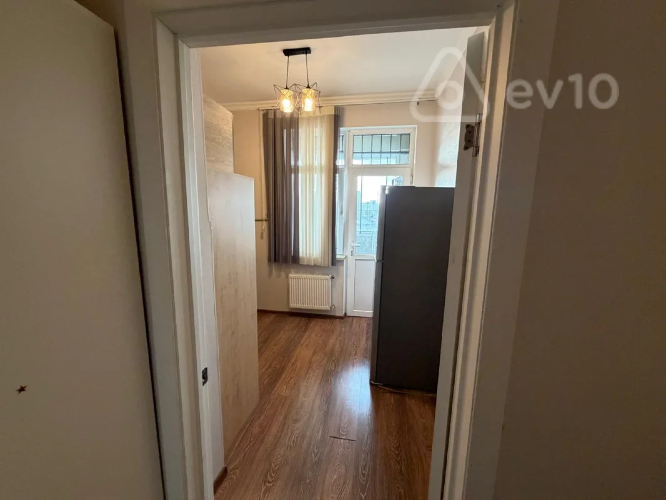 Kirayə verilir 2 otaqlı yeni tikili 58 m²