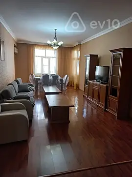 Kirayə verilir 3 otaqlı yeni tikili 135 m² — Bakı, Yasamal 3 otaq 135.00 m²
