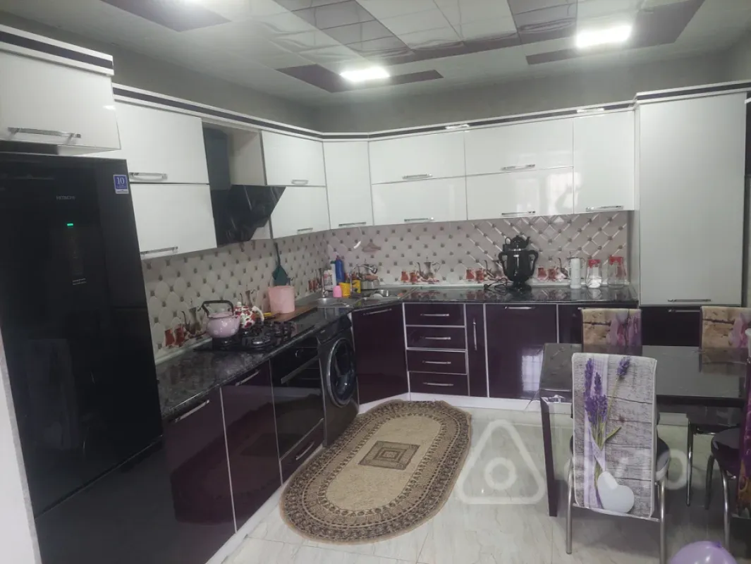 Kirayə verilir 5 otaqlı həyət evi 9 m²