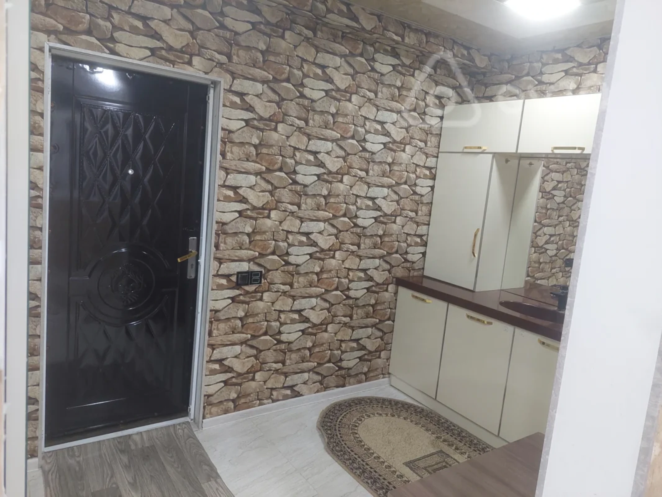Kirayə verilir 5 otaqlı həyət evi 9 m²