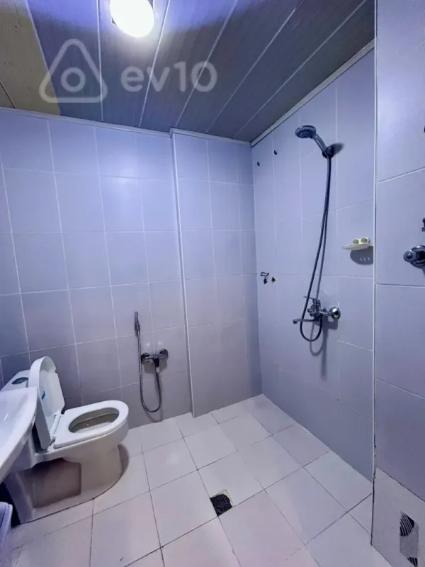 Kirayə verilir 2 otaqlı yeni tikili 90 m²