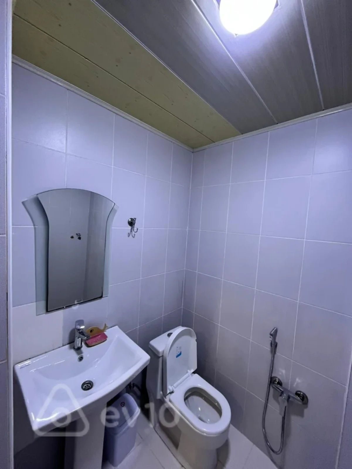 Kirayə verilir 2 otaqlı yeni tikili 90 m²
